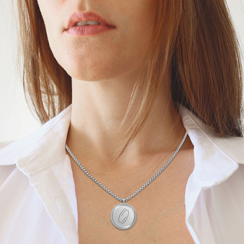 ProEnergetic E-Protect Necklace Tragebeispiel